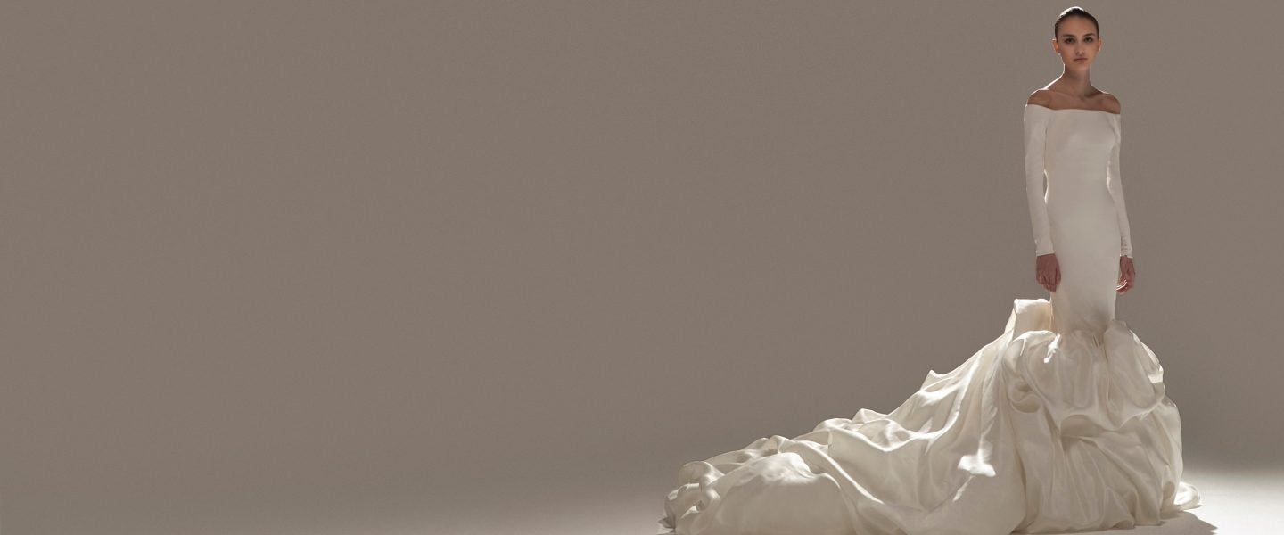 ステファン・ローラン | ウェディングドレスショップ【MIRROR MIRROR】